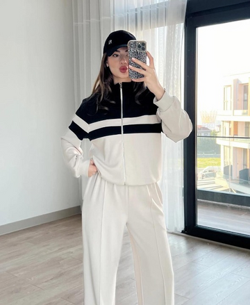 Women’s Premium Cream Tracksuit – Size L